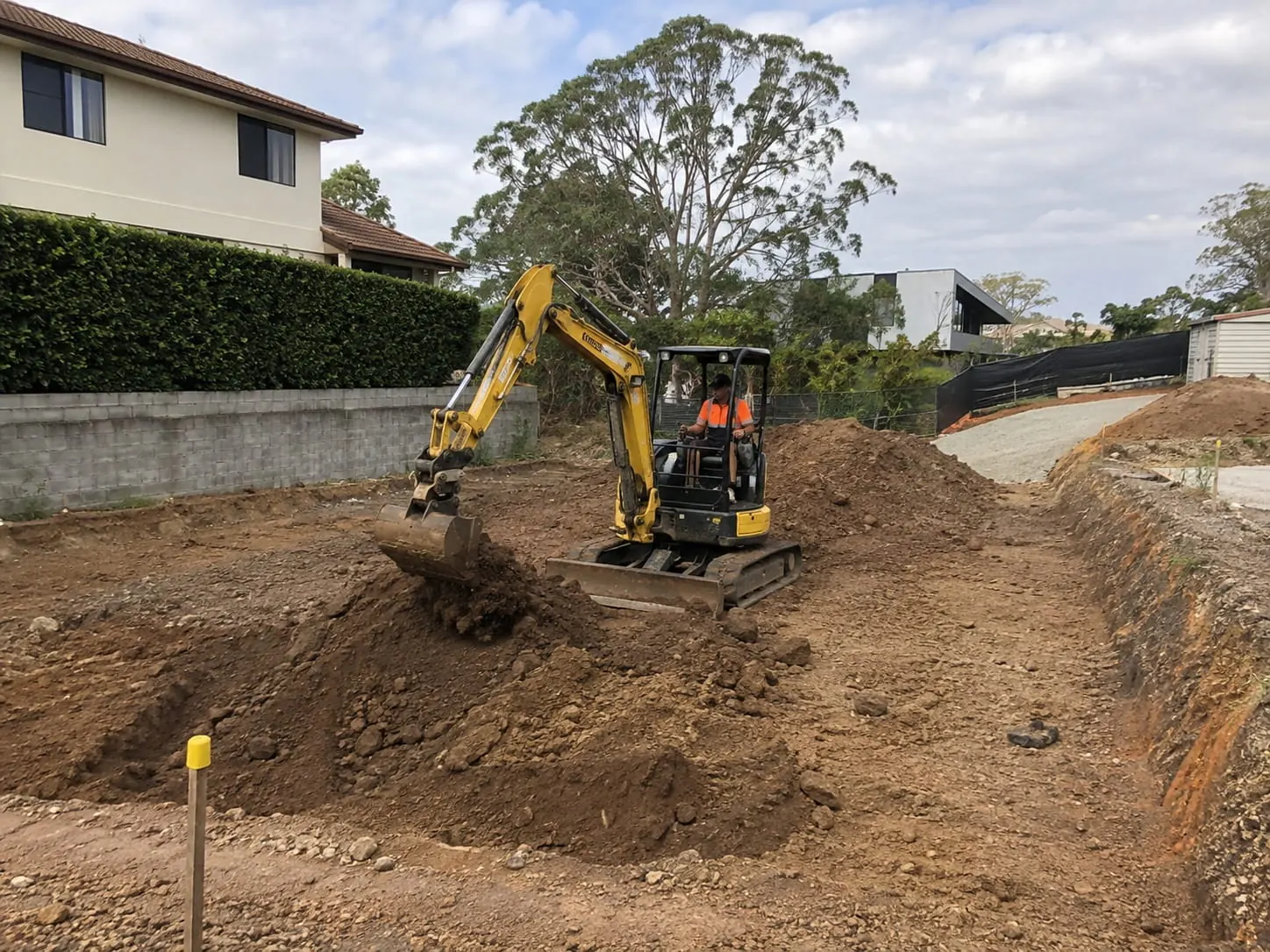 Machinery and operator available for local earthworks jobs